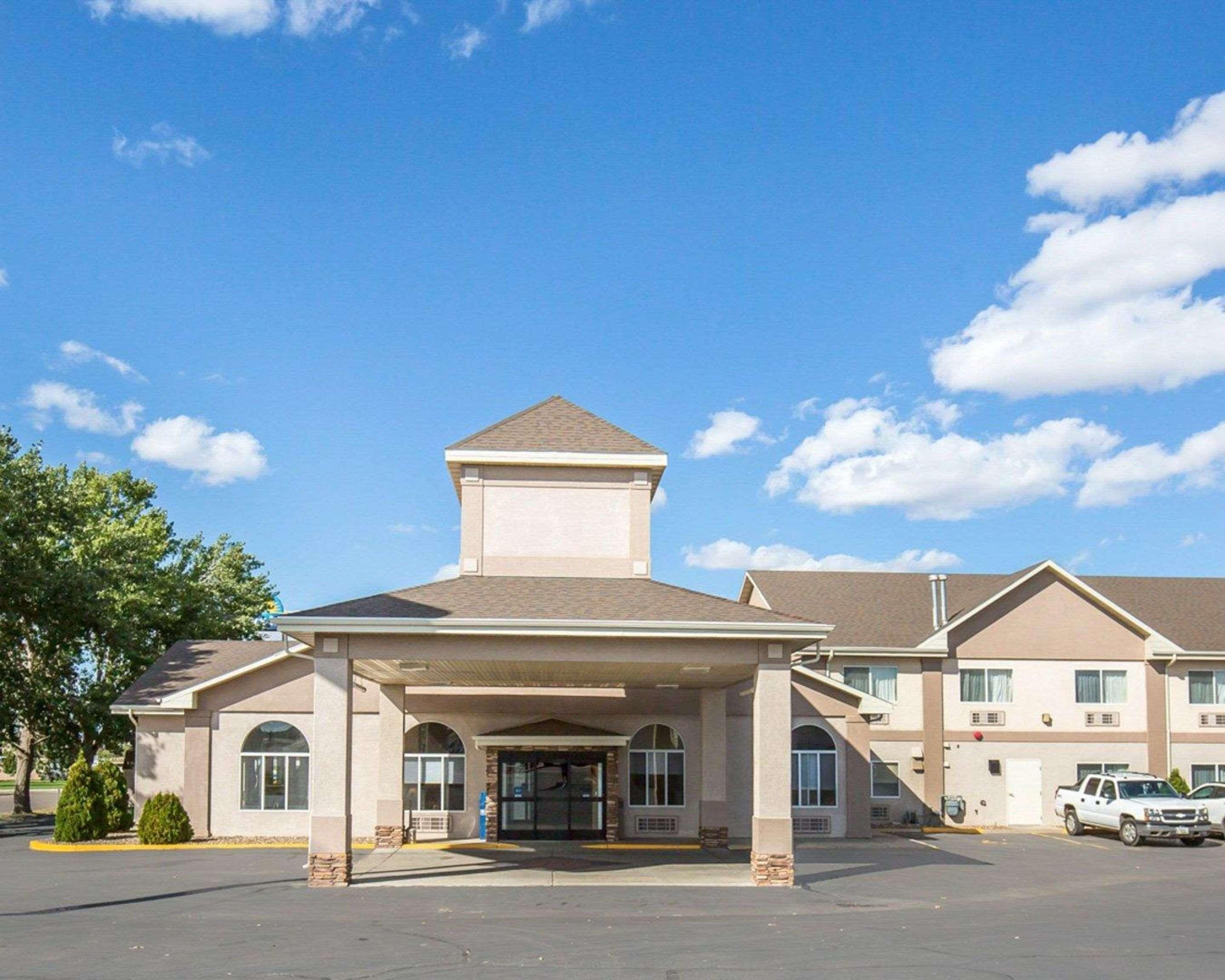 FairBridge Inn&Suites Glendive Extérieur photo